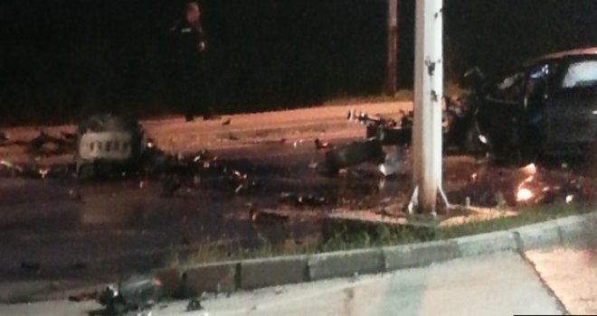 Teška nesreća u Visokom: Audi se zabio u stub, motor ispao iz vozila!