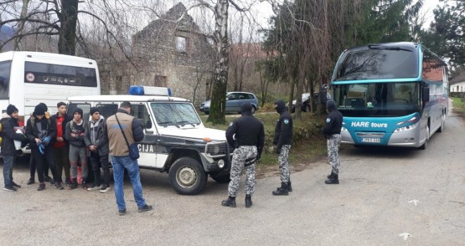 Izmještanje migranata iz kampa Vučjak protiče prema planu, bez incidenata