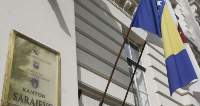 Završen KDZ pregled u zgradi Vlade KS, riječ o lažnoj dojavi o bombi