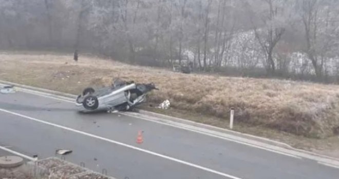 Sudar Mercedesa i autobusa koban: U strašnoj nesreći i drugi mladić podlegao strahovitim povredama