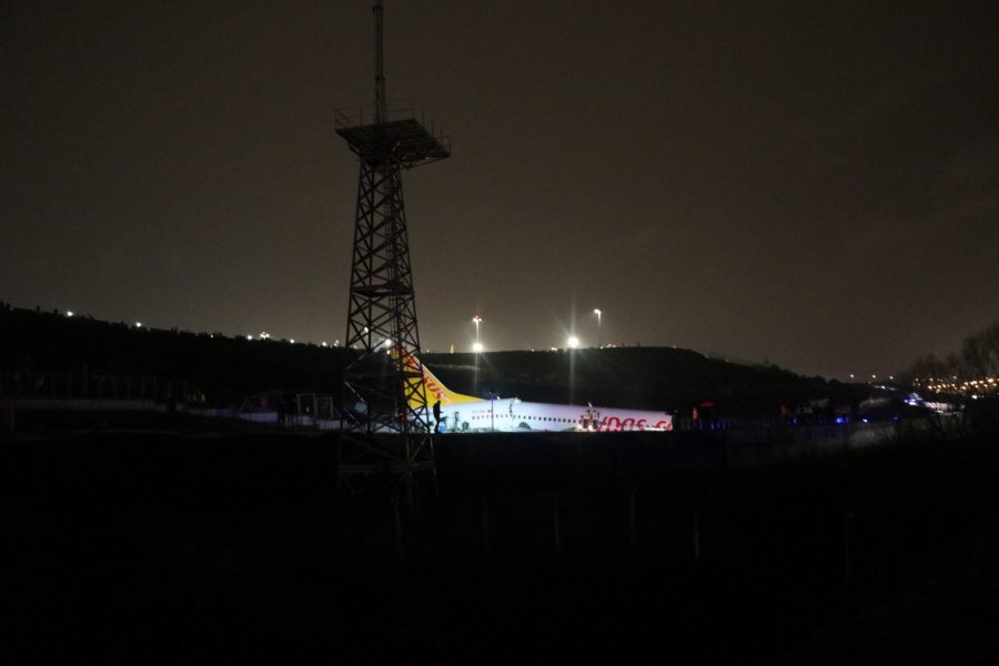 avion-nesreca-istanbul1