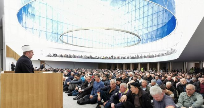 Ne imati džamiju znači ne imati punu slobodu, ne imati znak i orijentir u prostoru... Gdje postoje hramovi, stanuje sloboda!