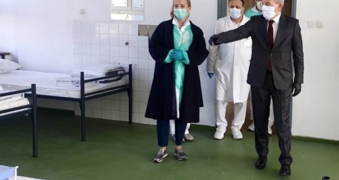 Sebija Izetbegović pokazala Džaferoviću izolatorij na Građevinskom fakultetu, obišli i Zetru: Evo kako sve izgleda