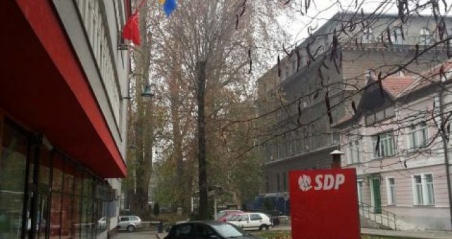 Prvi funkcioner koji zaslužuje da bude smijenjen zbog neprimjerene reakcije na pandemiju mora biti Sebija Izetbegović