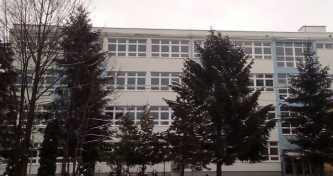 Ogorčeni roditelji u Sarajevu izlaze na ulice: Našoj djeci tri-četiri učiteljice prodefiluju u toku jedne školske godine!