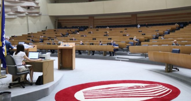 Odbijena hitna procedura za usvajanje budžeta