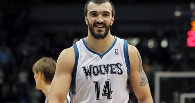 Bivši NBA as pozitivan na koronavirus: Nikola Peković priključen na respirator!