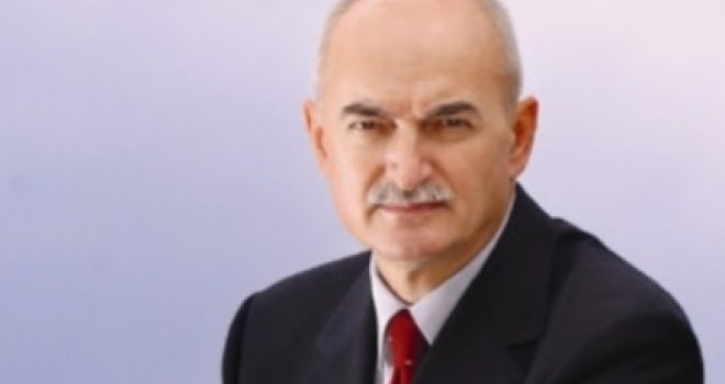 Preminuo Slaven Letica