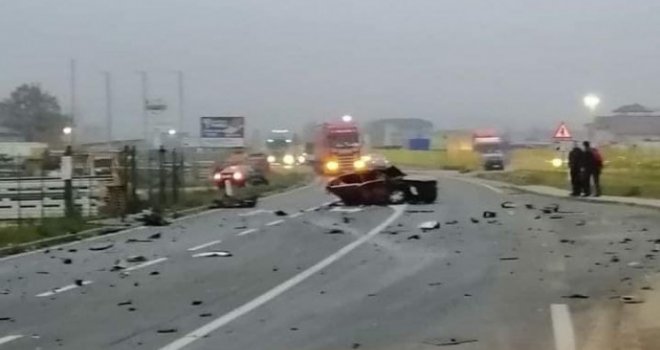 Teška saobraćajna nesreća kod Tešnja, poginula jedna osoba