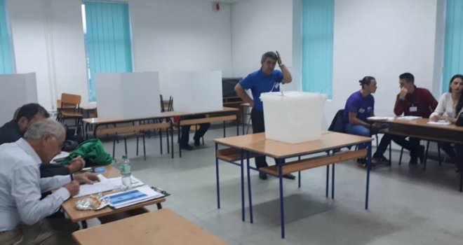 Ponovni izbori na biračkom mjestu 007B040 u Novom Gradu