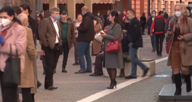 Maske više nisu obavezne, dozvoljeno i okupljanje... Evo šta je sve od danas 'ponovo normalno' u Banjaluci  
