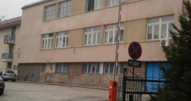 Šta je prethodilo pokušaju ubistva ispred Zavoda Hum: 'Jesam ti rekao da ću ti uzeti mobitel, ako mi ne doneseš pare'