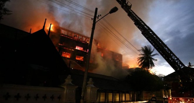 Deset novorođenih beba poginulo u velikom požaru u indijskoj bolnici