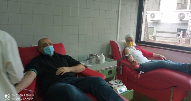 Brojni zaposlenici BOSNALIJEK-a dobrovoljno darivali krv: Za dragocjenu tečnost još niko nije proizveo zamjenu