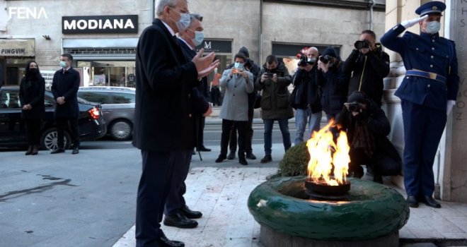 Komšić: Antifašistički duh Sarajeva iskazao se i u Drugom svjetskom i u posljednjem ratu