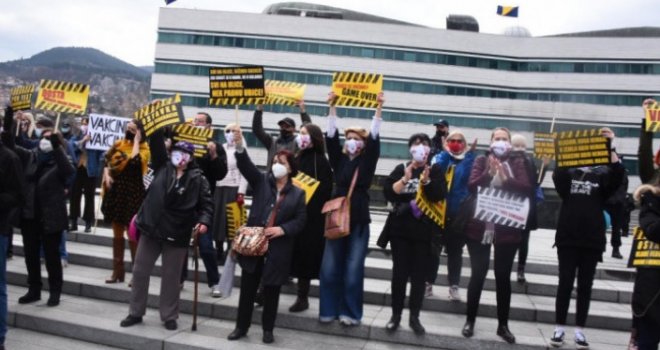 Prekipjelo: 'Ženski marš' vlastima dao rok do 1.maja za nabavku vakcina, u suprotnom će...