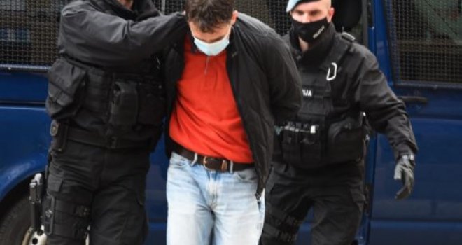 Amir Brbović koji je sinoć ranio dvojicu u Hrasnom predat Tužilaštvu KS