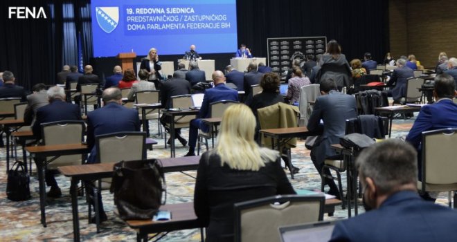 Tokom dana glasanje o zaključcima povodom informacije o epidemiološkoj situaciji 