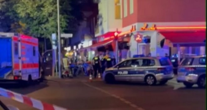 Ispaljeno 29 metaka, ranjene tri osobe iz Novog Pazara