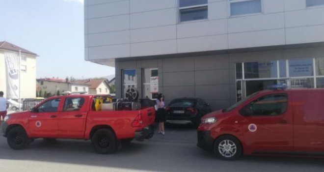 Drama na Stupu: Izlila se nitratna kiselina, evakuisano šire područje