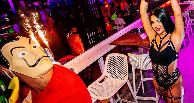 Fajront u Makarskoj: Inspektori i policija u ponoć zatvorili sve klubove