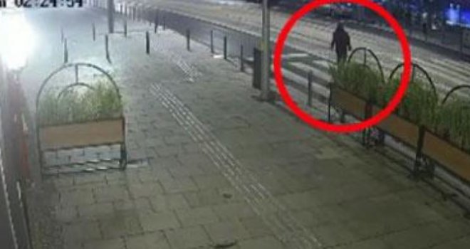 Filmska snimka iz Beograda: Pješak imao je nevjerovatnu sreću, za dlaku je izbjegao smrt!