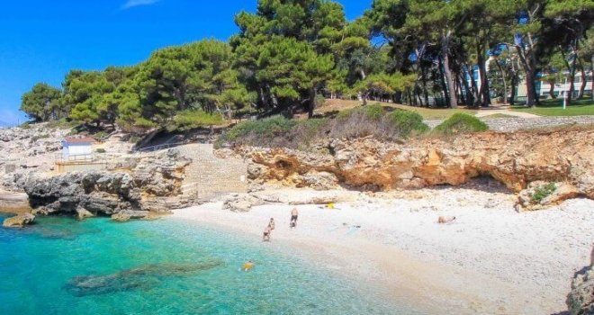 Iznajmljivači prevaranti: Turisti paltili smještaj u Puli i Umagu kad ono...