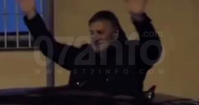 Fuad Kasumović pušten iz pritvora, građani ga dočekali ovacijama