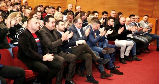 Formirana organizacija SDP-a sa najmlađim rukovodstvom: Na čelu partije 25-godišnji Armin Hamzić, a uz njega...