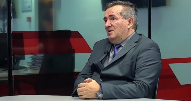 Vojni analitičar tvrdi: 'Prijetnja nuklearnim oružjem je blef! Ni Putin ne može pritisnuti dugme i lansirati!'