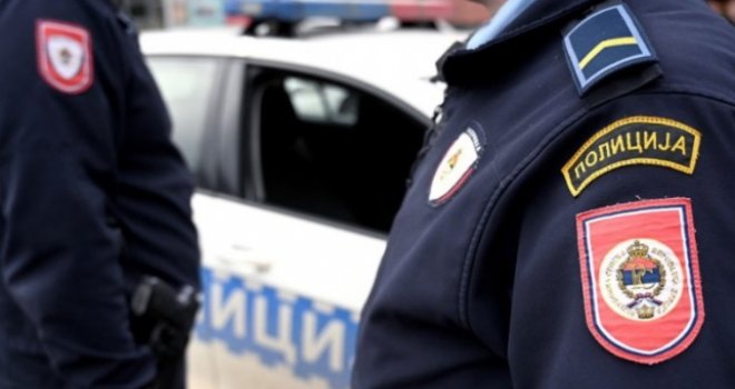 Stravična saobraćajna nesreća u Trnopolju kod Prijedora: Teško povrijeđene dvije žene i dijete
