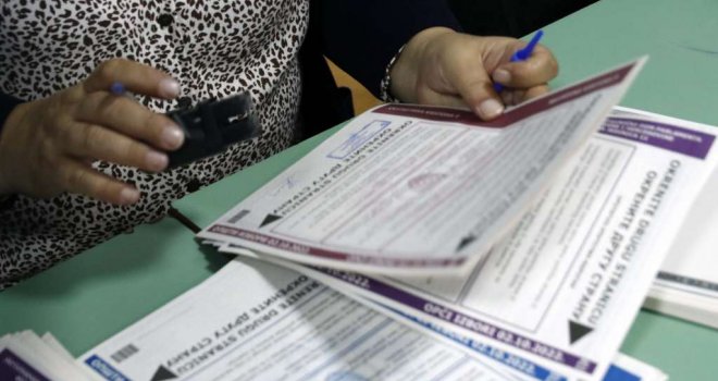 Otkriveno: Čak 200.000 bh. građana s pravom glasa nema nijedan važeći dokument! Ni ličnu, ni pasoš, ni vozačku...