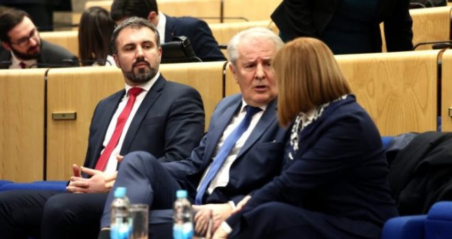 Izabrano rukovodstvo FBiH: Počinje li blokada SDA?