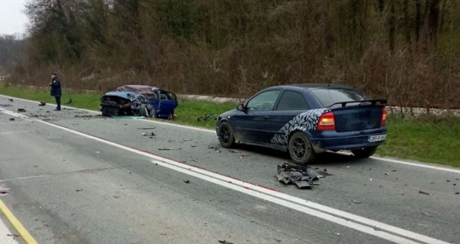 Tragedija kod Srebrenika: U 'golfu' poginula vozačica, povrijeđeno dvoje djece i žena