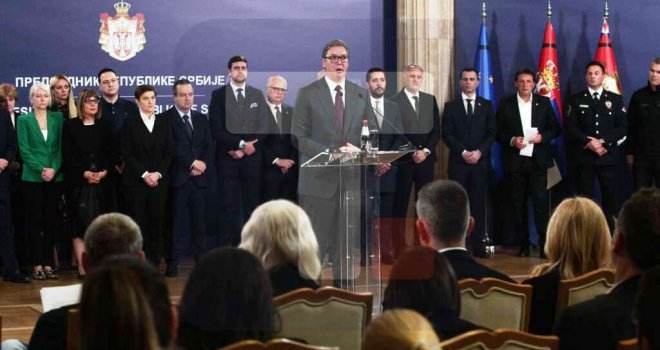 'Predložio sam uvođenje smrtne kazne, napad kod Mladenovca bio je teroristički', radikalan je Vučić