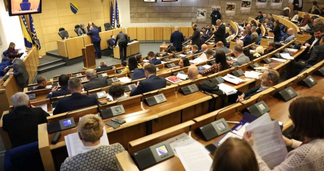 Smijenjeni SNSD-ovi članovi komisija: Zamijenili ih članovi PDP-a i SDS-a