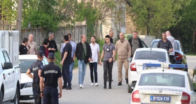 Opsadno stanje pred kućom osumnjičenog za ubistvo malene Danke: Stiglo 15 inspektora