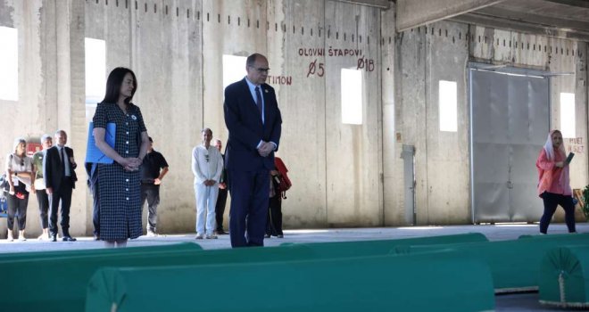  Schmidtova žestoka poruka iz Potočara: 'Pozvao bih neke u Banjoj Luci da dođu, da šutimo...'