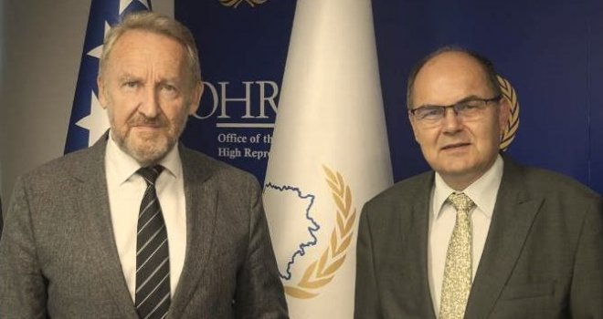 O čemu su razgovarali Schmidt i Izetbegović: Visoki predstavnik podijelio zabrinutost predsjednika SDA