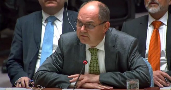 Schmidt: Pregovori o ulasku BiH u EU mogu početi ako se formira nova koalicija