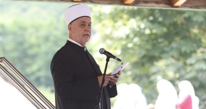 Reisul-ulema Kavazović iz Potočara: Košulju tuge nikada nećemo skinuti, a naša snaga je u vjeri i ustrajnosti