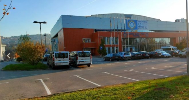 Čak tri osobe završile na KCUS-u nakon boravka u Olimpijskom bazenu Otoka