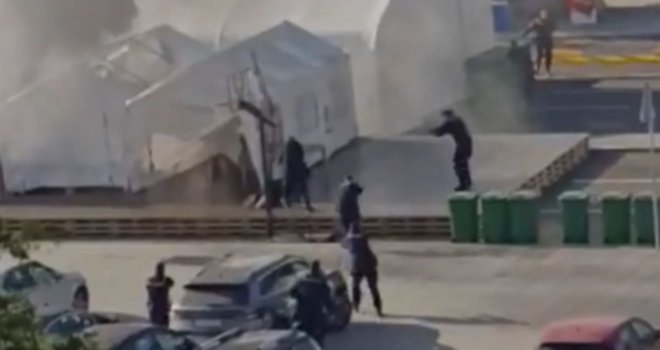 Šokantan razgovor policajca i napadača na Ćacilend: 'Nervira me ovo, htio sam da me policija ubije...'