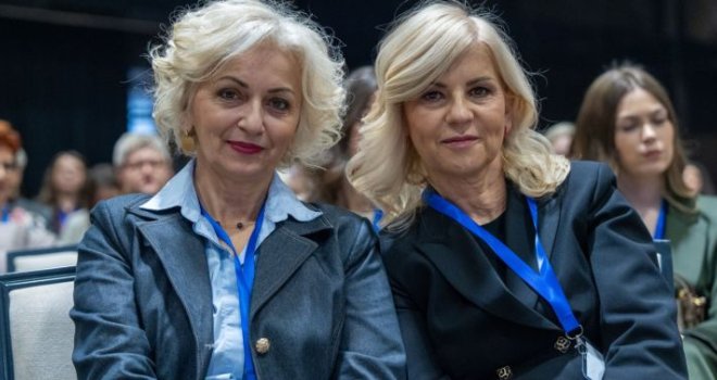 'Oni su prva linija odbrane zdravlja pacijenata': Više od 1.000 farmaceuta na simpoziju Komore FBiH