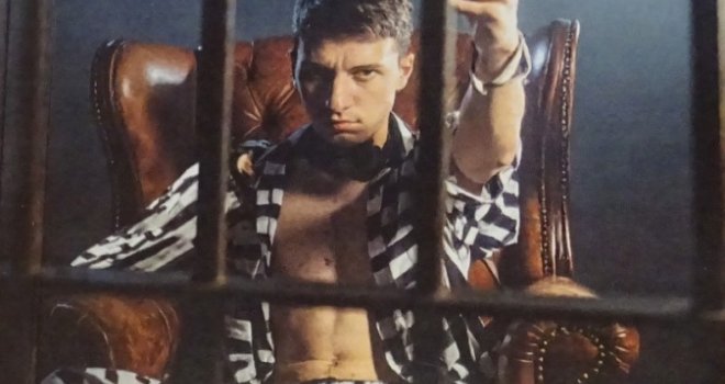 'Nafurani sin': Imao je sve - direktorsko mjesto, status, privilegije... A onda je preko noći završio iza rešetaka!