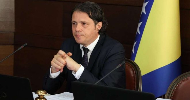 Kraljević: Poslodavci i u ovoj godini mogu radnicima neoporezivo isplatiti do 300 KM mjesečno