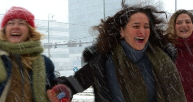 Danis Tanović radi na novoj seriji: Glavne zvijezde su Džana Pinjo, Snežana Bogićević i Maja Izetbegović