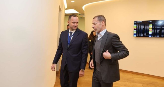 I Aleksander Čeferin na Bilinom polju: Predsjednik UEFA-e doputovao u BiH, večeras prati duel u Zenici