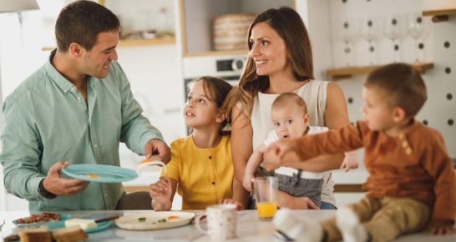 Ovo je tačno vrijeme kada bi ljudi trebali večerati: Ne dozvolite da vas pomjeranje sata poremeti