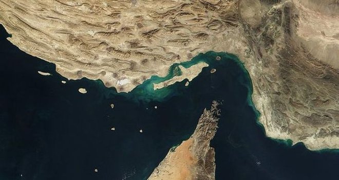 Hormuški moreuz će sada ovako funkcionisati: Limitirani prolaz uz naplatu